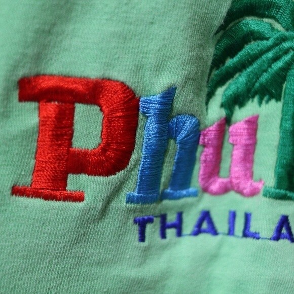 Vintage Phuket Thailand Green Embroidered Tourist Souvenir Tee Shirt Medium - Picture 4 of 9